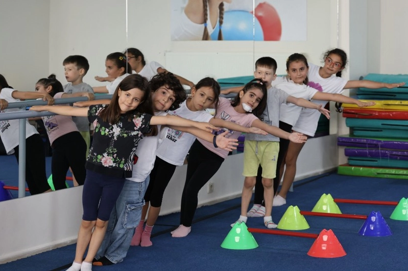 Eskişehir'de Yaz Spor Eğitimi Coşkusu Sürüyor