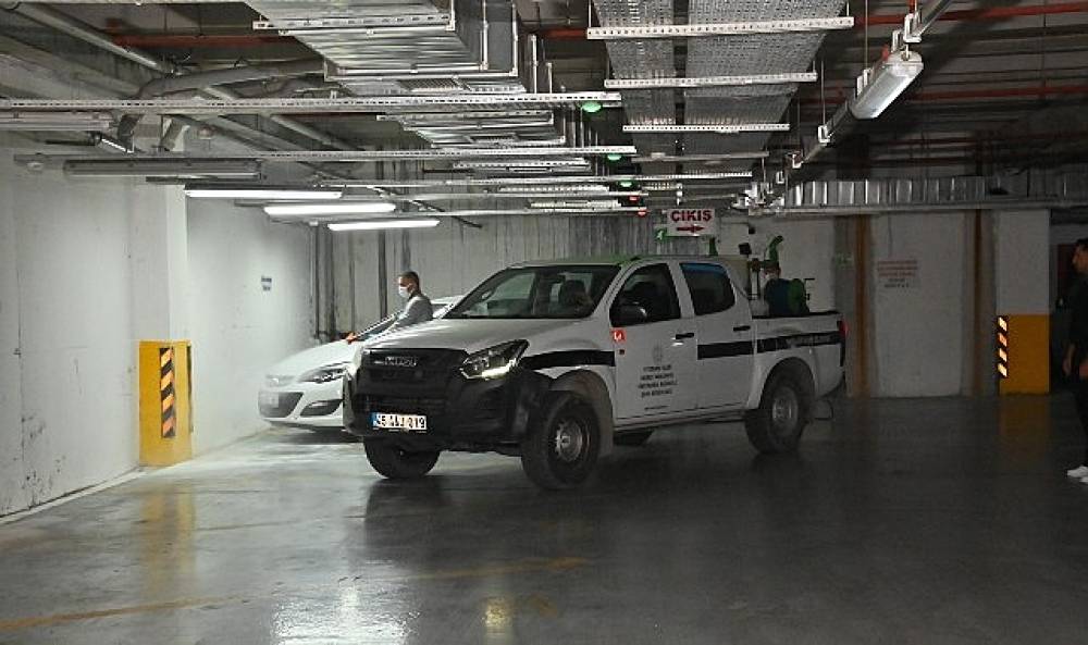 Manisa B&uuml;y&uuml;kşehir'den Kapalı Alanlarda Larvasit Uygulaması