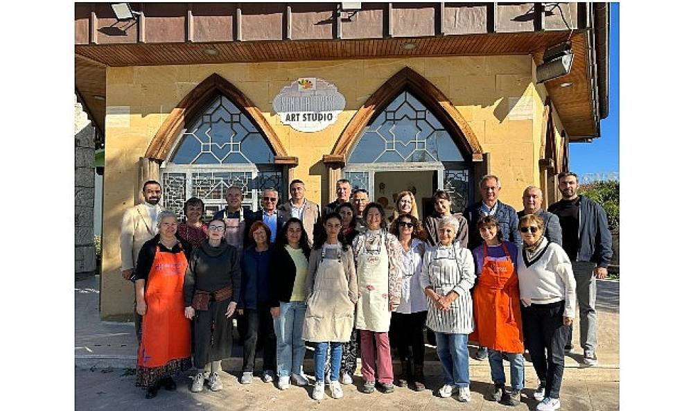 Başkan Topaloğlu'ndan seramik sanat&ccedil;ılarına ziyaret