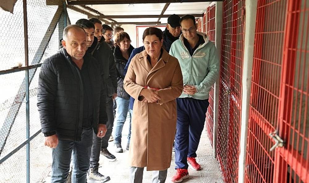 Başkan Fı&ccedil;ı hayvanseverlerle buluştu: Can dostlarımız yalnız değil!