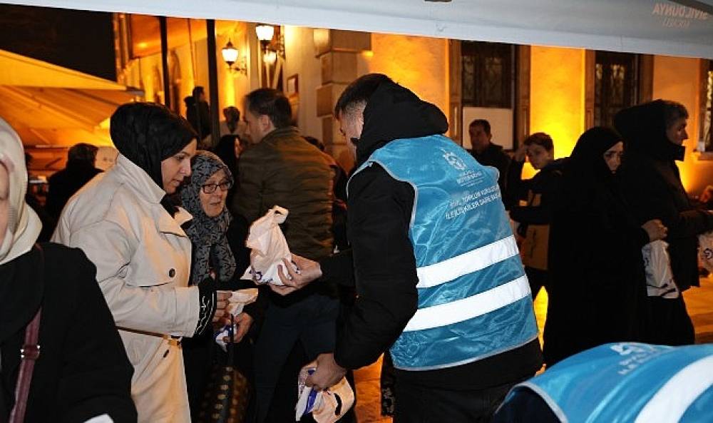 B&uuml;y&uuml;kşehir'den kandil simidi ikramı