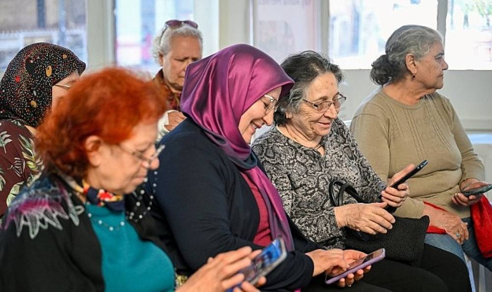 Bornova'nın &ccedil;ınarları yapay zekayla tanıştı