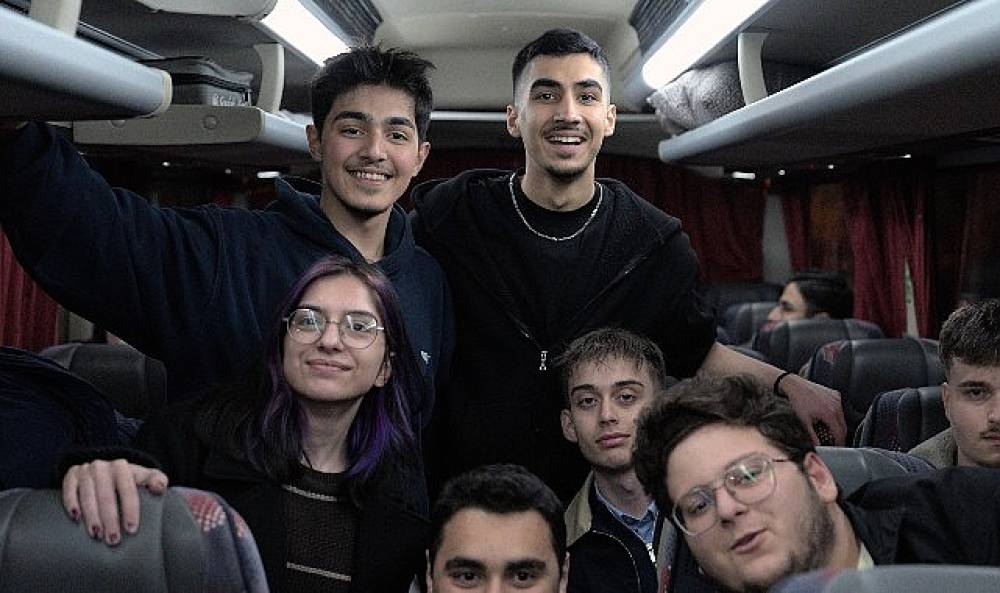 &Ouml;ğrenciler istedi, Başkan K&ouml;ymen yerine getirdi