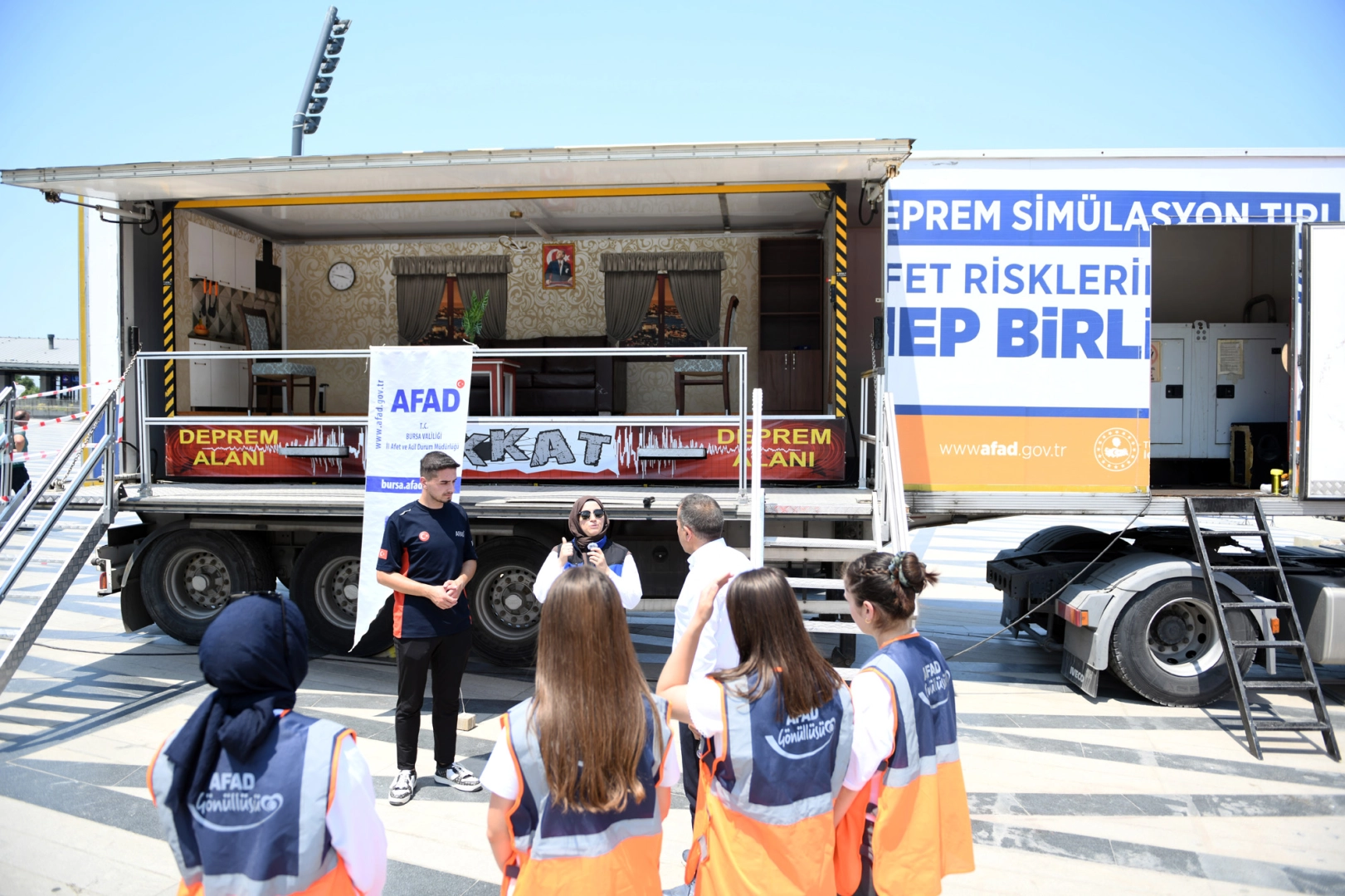 Bursa'da Deprem Simülasyon Eğitimine Yoğun İlgi