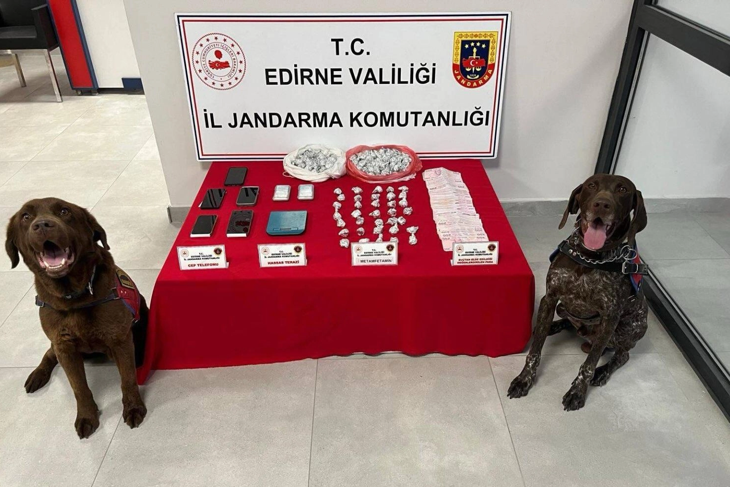 Edirne Jandarmasından Uyuşturucu Operasyonu!