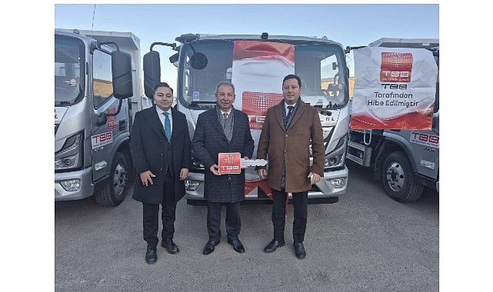 Salihli Belediyesi'ne Yeni &Ccedil;&ouml;p Toplama Kamyonu