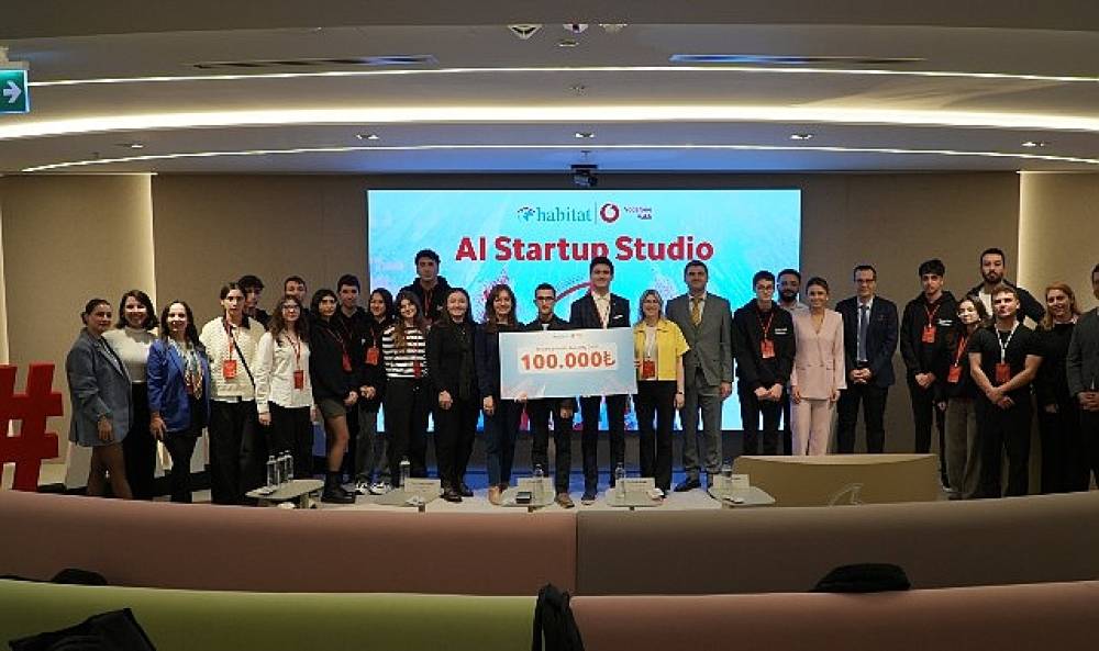 Liseli Girişimcilere Y&ouml;nelik &ldquo;AI Startup Studio" Programı Sonu&ccedil;landı