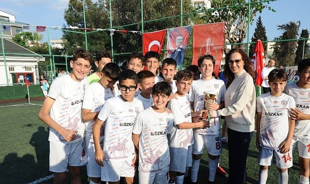 Atat&uuml;rk'&uuml;n &ccedil;ocukları 23 Nisan'ı sporla kutlayacak