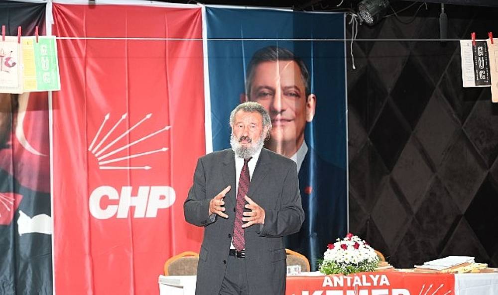 Kemer'de &ldquo;K&ouml;y Enstit&uuml;leri'nin 86. Yılı" s&ouml;yleşisi 