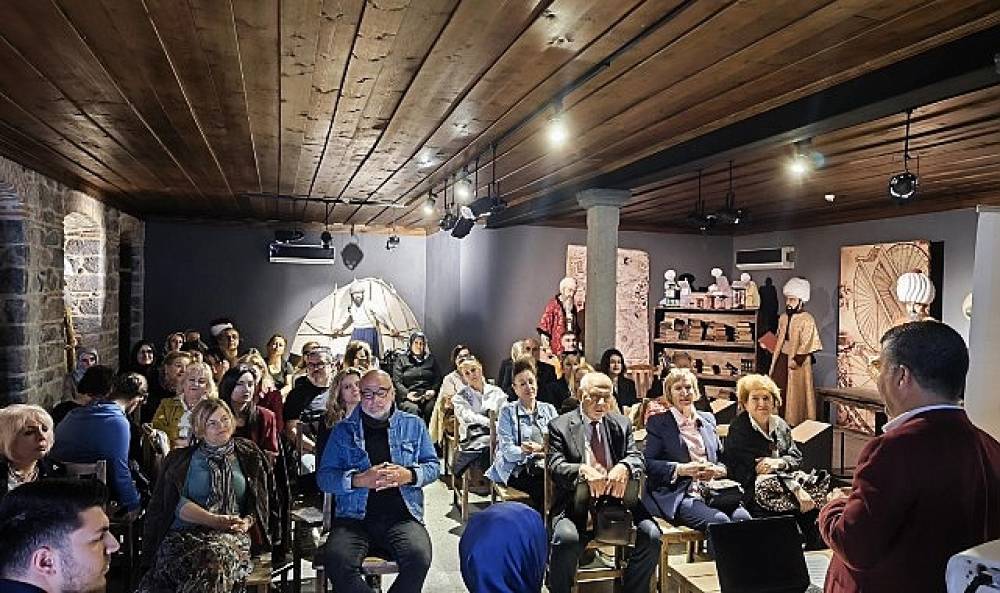 İzmir &Ouml;ğretmen Akademileri'nde Bu Hafta &Ccedil;ok Y&ouml;nl&uuml; Programlar Ger&ccedil;ekleştirildi