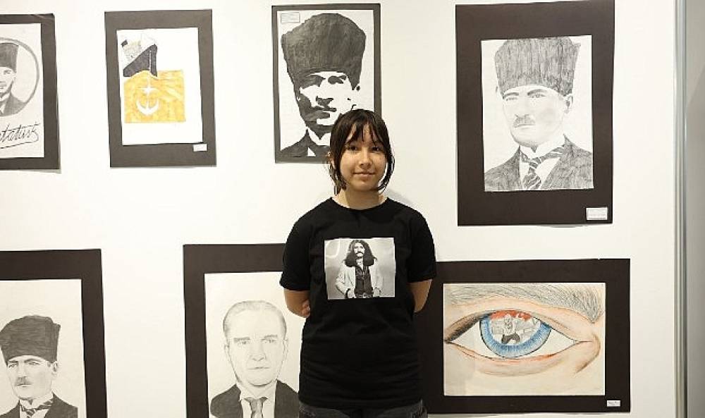 Kartepe'de Anlamlı Sergi "Gen&ccedil;liğin İzinde 1919'dan Geleceğe"