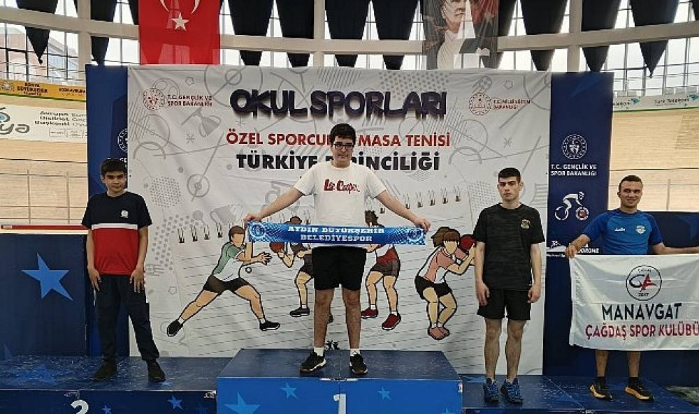 B&uuml;y&uuml;kşehir Belediyesi Otizm Destek Merkezi Sporcuları Aydın'ın Gururu Oldu