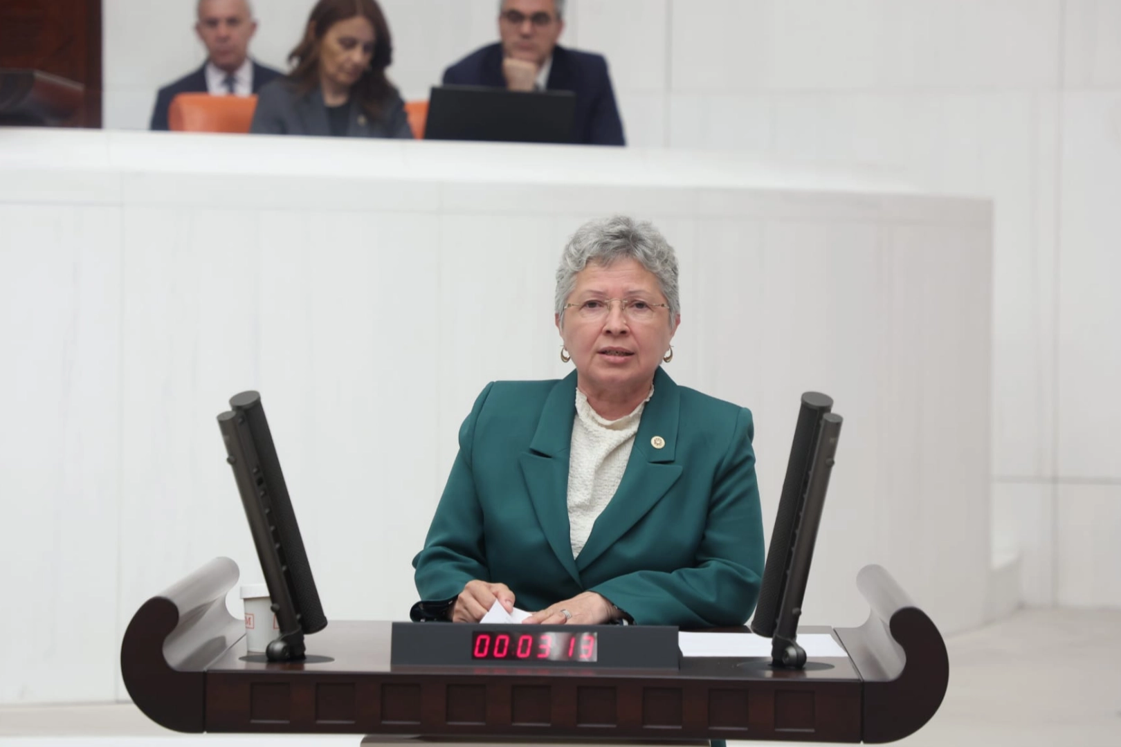 CHP'Lİ YONTAR: HAK ARAYAN VATANDAŞA SORUŞTURMA BASKISI YAPILIYOR