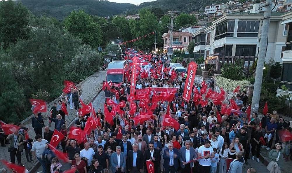 Edremit'te 19 Mayıs coşkusu
