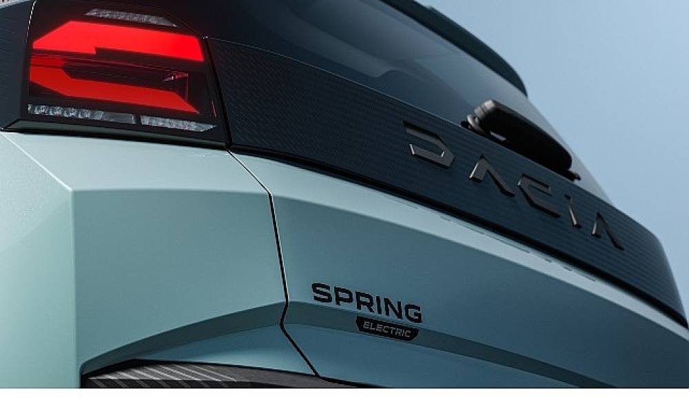 Yeni Dacia Spring ile Yeni Bir D&ouml;nem Başlıyor
