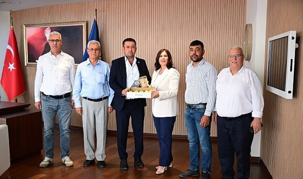 Başkan &Ccedil;er&ccedil;ioğlu'na Ko&ccedil;arlı Ziraat Odası'ndan Ziyaret