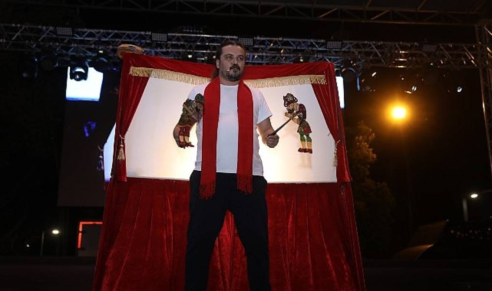 B&uuml;y&uuml;kşehir Mobil Aşevi'nden sıcak yemek ikramı 