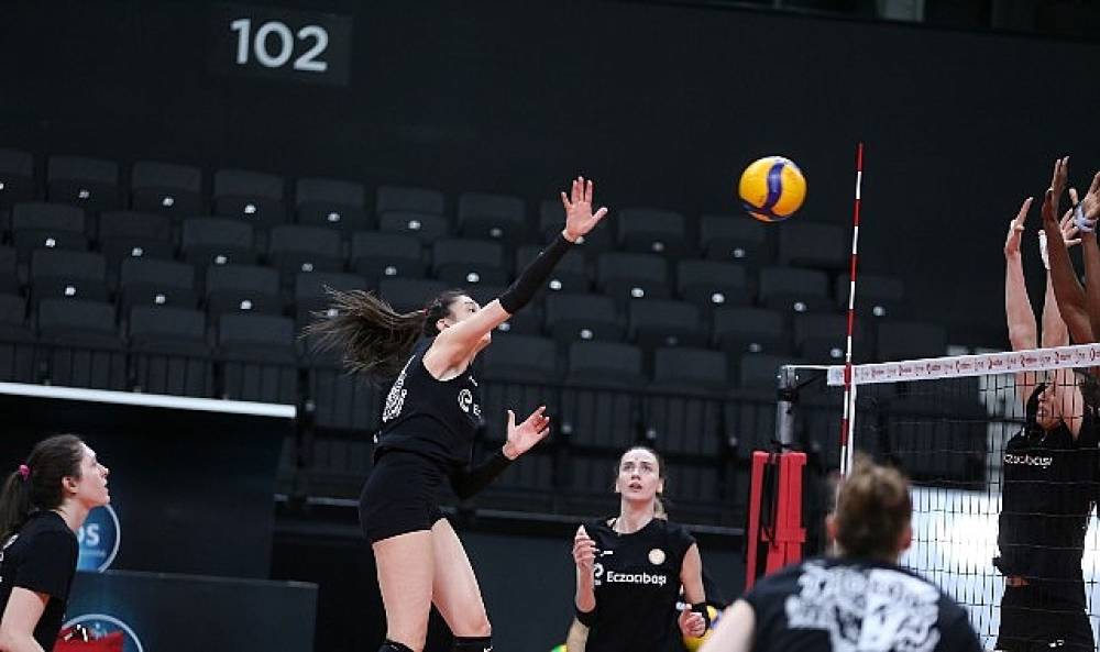  Eczacıbaşı Dynavit, Beşiktaş karşısında filede