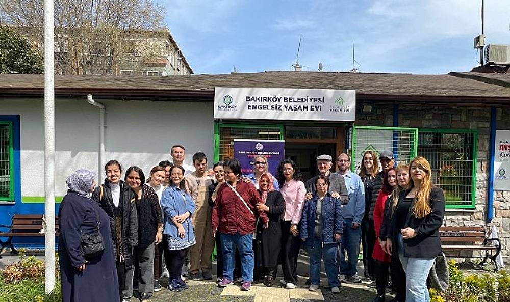 Bakırk&ouml;y'de &ldquo;&Ouml;zel Gereksinimli Bireylerde Doğru Beslenme" S&ouml;yleşisi
