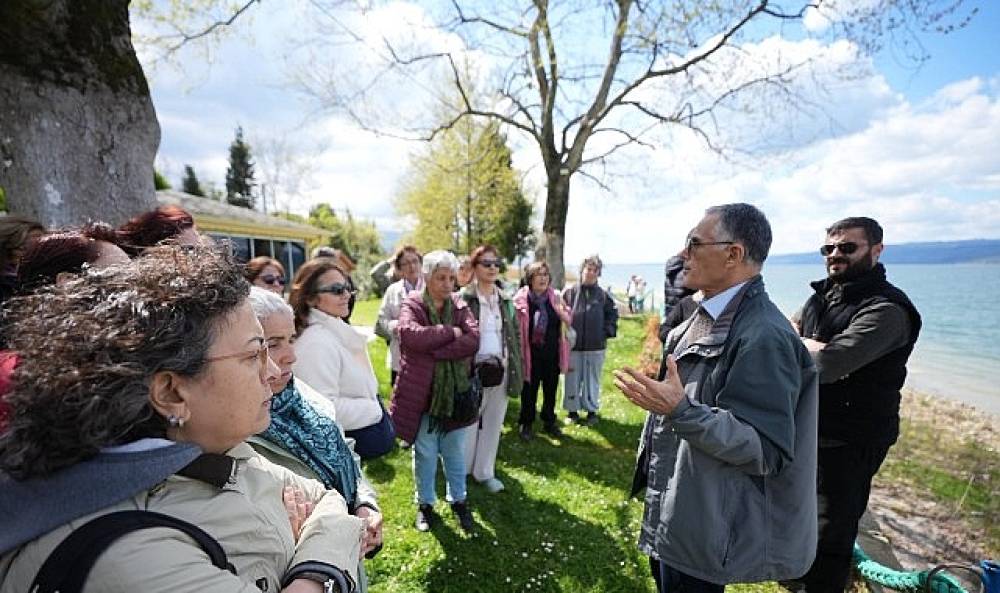 Maltepeliler, K&ouml;y Enstit&uuml;s&uuml;'n&uuml; ziyaret etti