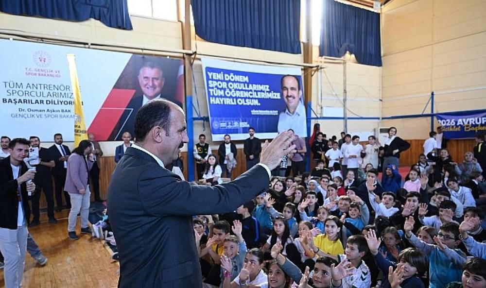 Başkan Altay Merkez Dışındaki 28 İl&ccedil;ede Yaşayan Gen&ccedil;leri Yaz Spor Okullarına Davet Etti