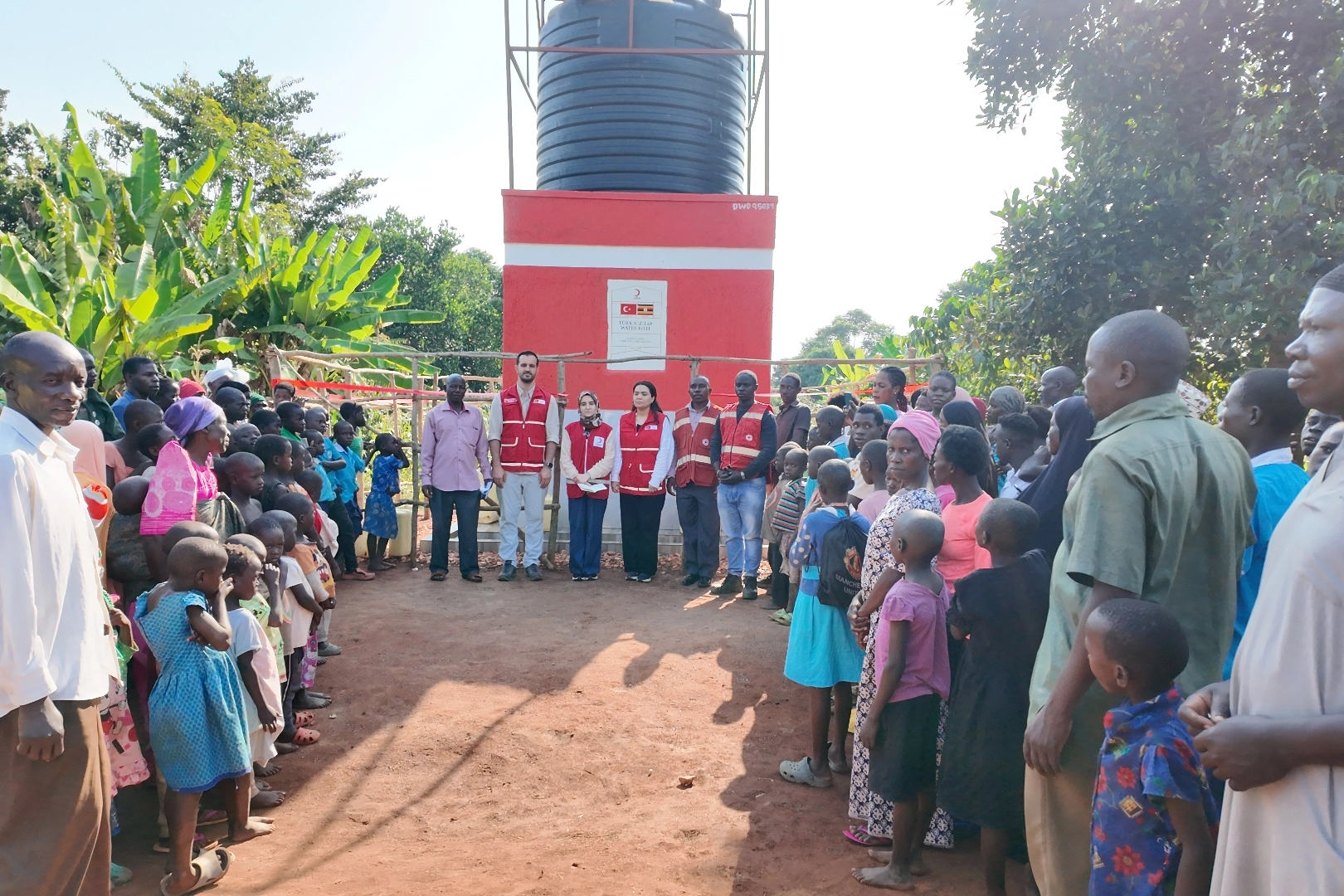 Kızılay'dan Uganda'ya Temiz Su Desteği