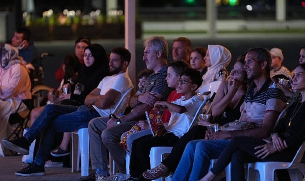 B&uuml;y&uuml;kşehir yaza renk katıyor