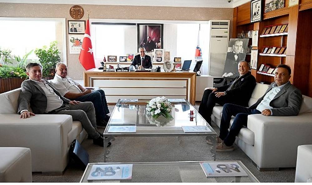 Yalçın'dan Başkan Topaloğlu'na nezaket ziyareti 