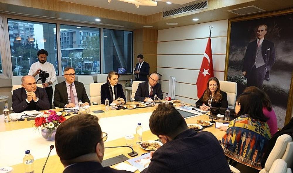 COP31 heyetinden Başkan Vekili &Ouml;zdemir'e ziyaret 