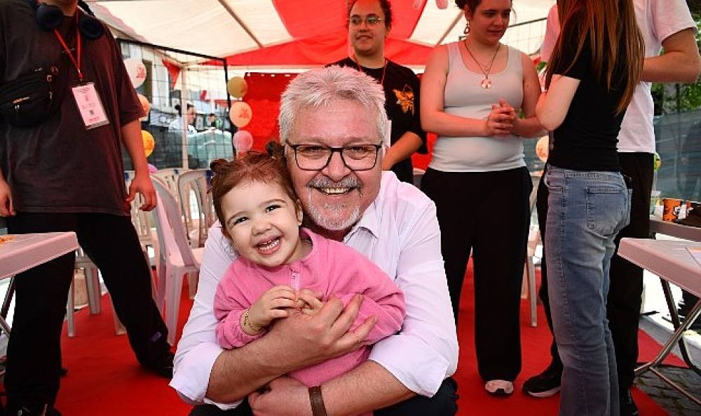 L&uuml;leburgaz 35'inci Uluslararası 23 Nisan &Ccedil;ocuk Şenliği başladı