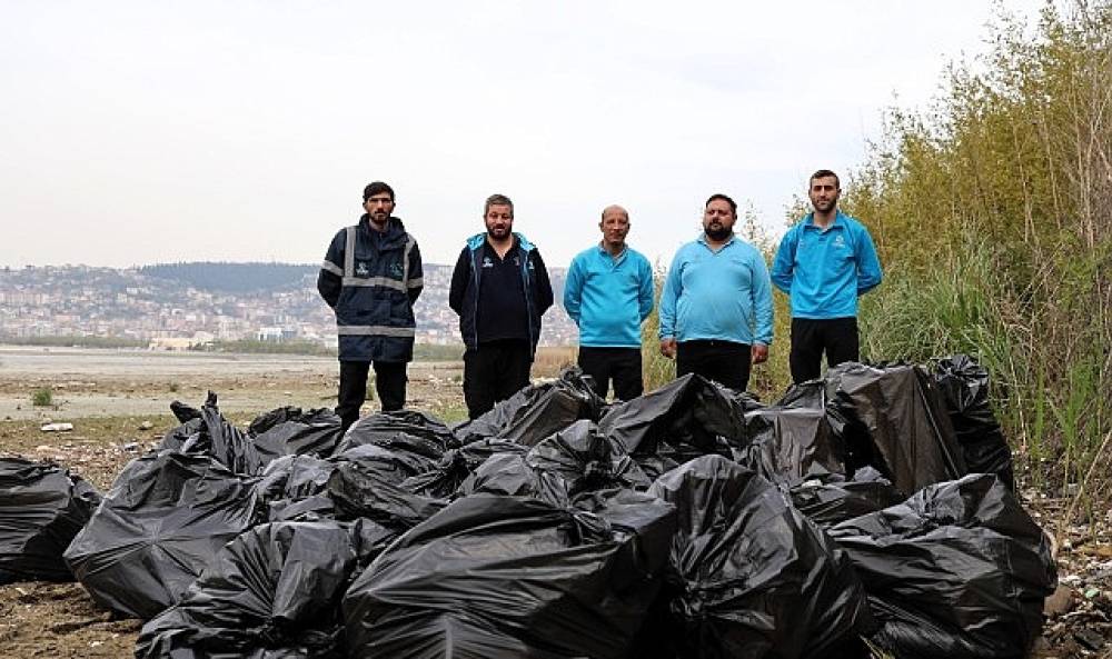 &ldquo;Mavi Takım", doğa i&ccedil;in yorulmak bilmiyor