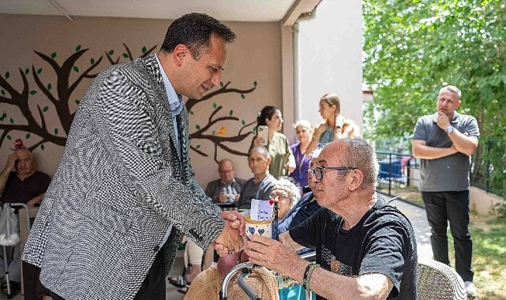 Bornova'da Babalar G&uuml;n&uuml;'nde kuşaklar buluştu