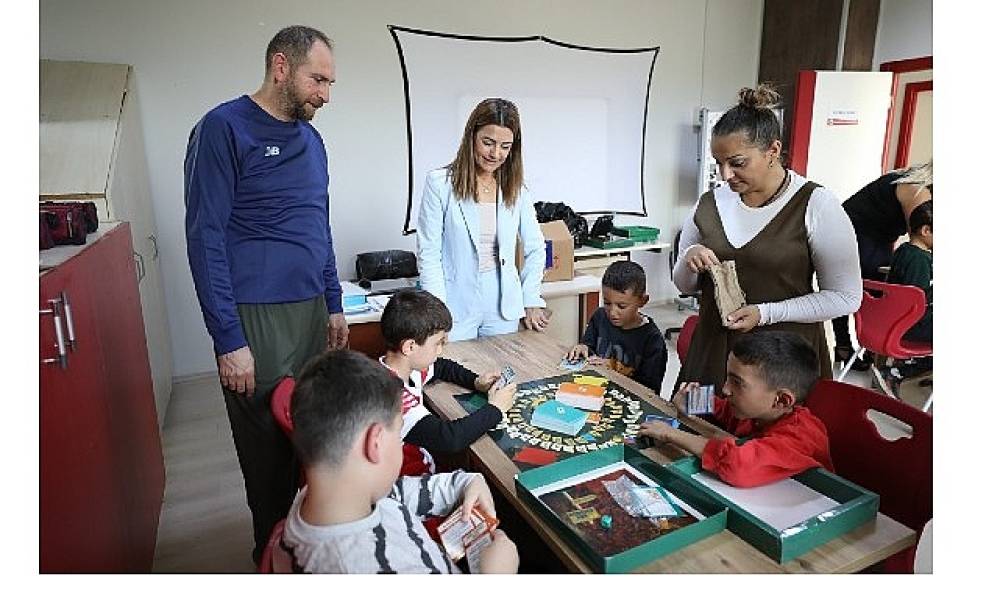 Menderes'te Çocuk Hakları Semineri