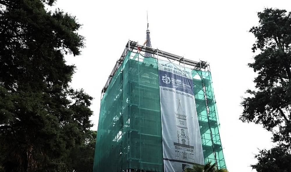 Saat Kulesi'nde dur durak yok