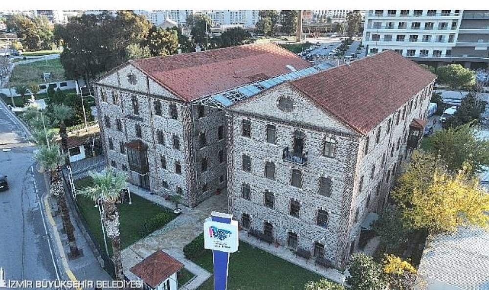 İzmir'in Meslek Fabrikası iş, aş, umut &uuml;retiyor