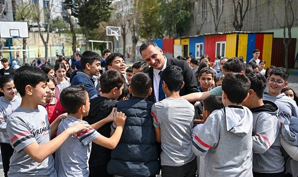 Acıların g&ouml;lgesinde anlamlı ziyaret