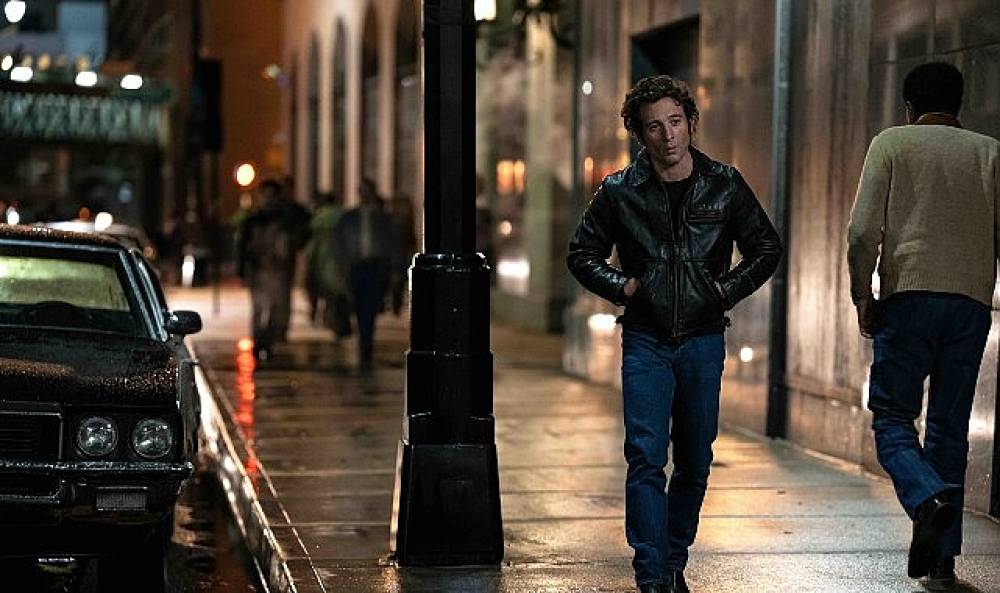 Jeremy Allen White'ın Başrol&uuml;nde Yer Aldığı 'Springsteen: Deliver Me From Nowhere', Şimdi Sadece Disney+'ta!