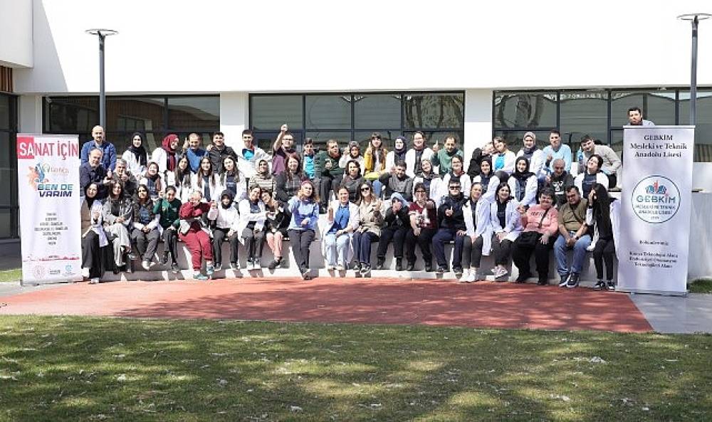 Gonca'da sevgi kokulu buluşma