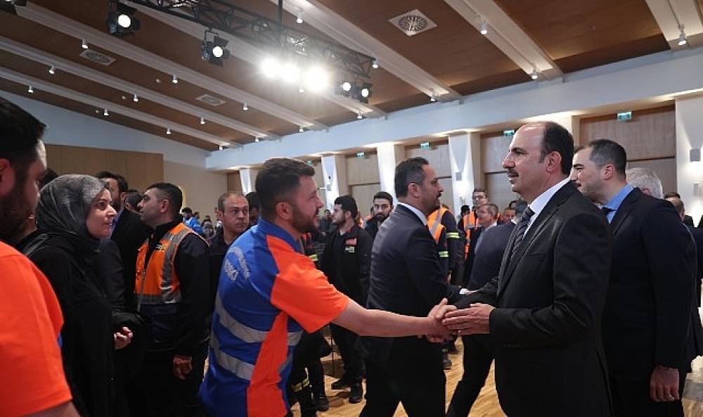 Başkan Altay B&uuml;y&uuml;kşehir ve KOSKİ Personeliyle Bayramlaştı