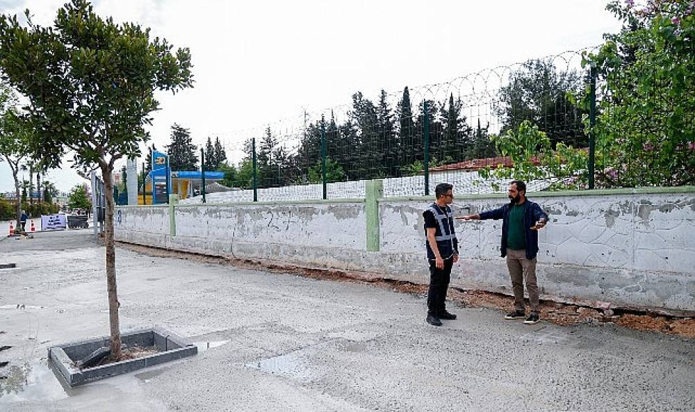 B&uuml;y&uuml;kşehir'den Mevlana Caddesi ve 100. Yıl Bulvarı arasında kaldırım ve peyzaj &ccedil;alışması