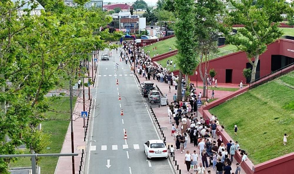 2 g&uuml;nde 36.809 ziyaret&ccedil;i su altı yaşamını keşfetti   