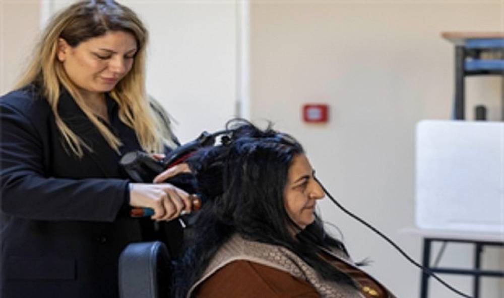 Hem sa&ccedil;lar hem kadınlar g&uuml;&ccedil;leniyor