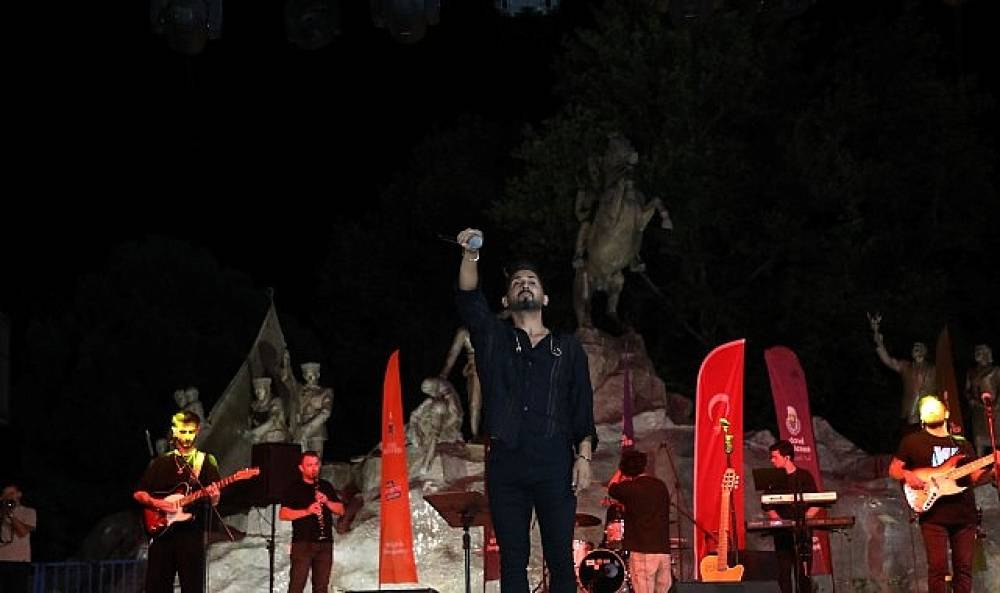 İnegöl'de Aydın Şahin Coşkusu