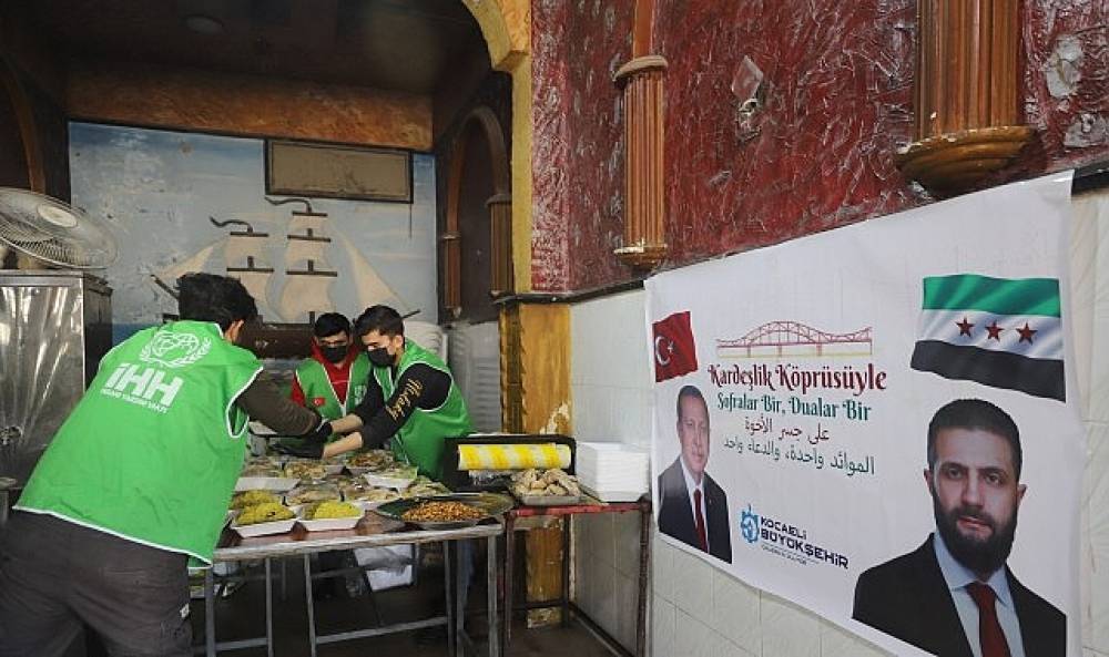 Suriye Rakka'da B&uuml;y&uuml;kşehir'le iftar bereketi