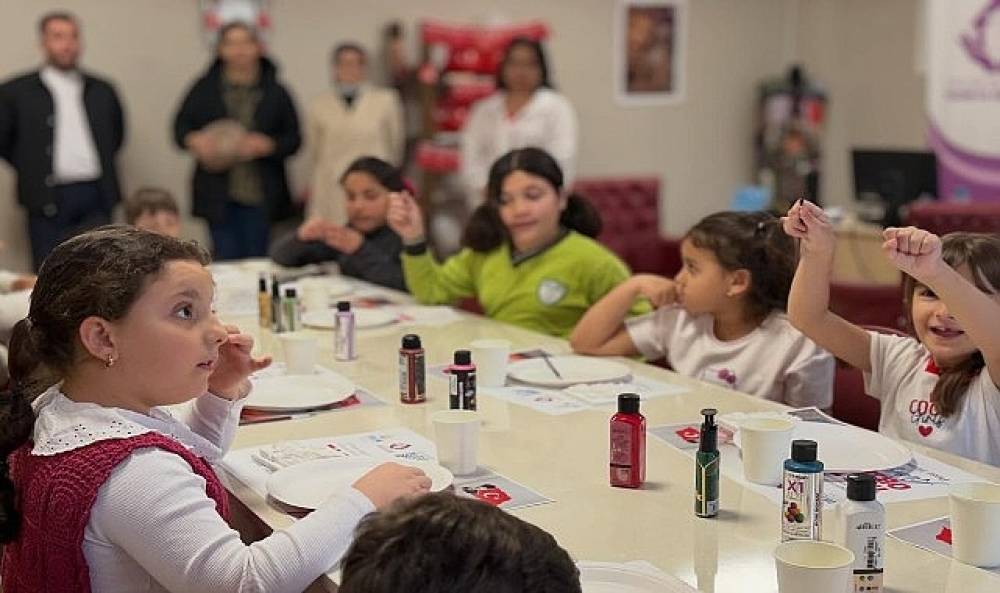 G&ouml;lc&uuml;k'te Bayram Neşesi Anıtpark'tan Taştı