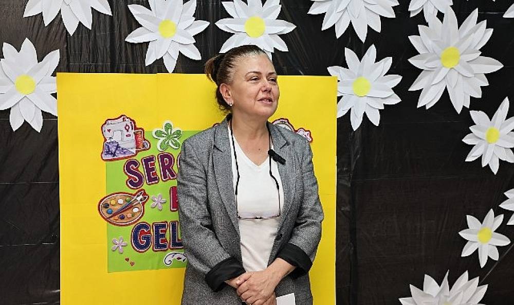 &Ccedil;alı'da kadınların el emeği eserleri sergiye &ccedil;ıktı