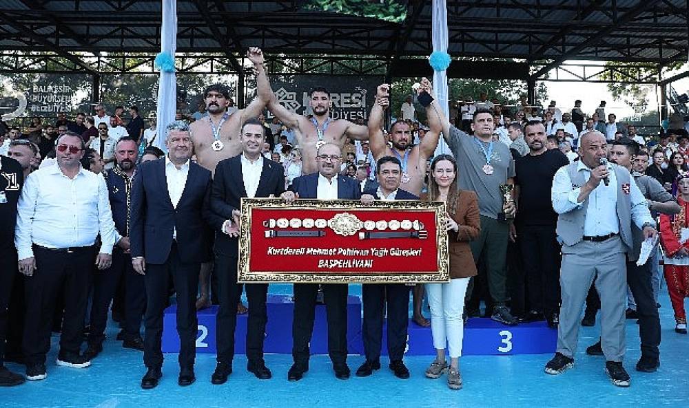 Kurtdereli Yağlı G&uuml;reşleri'nde Başpehlivan Mustafa Taş oldu