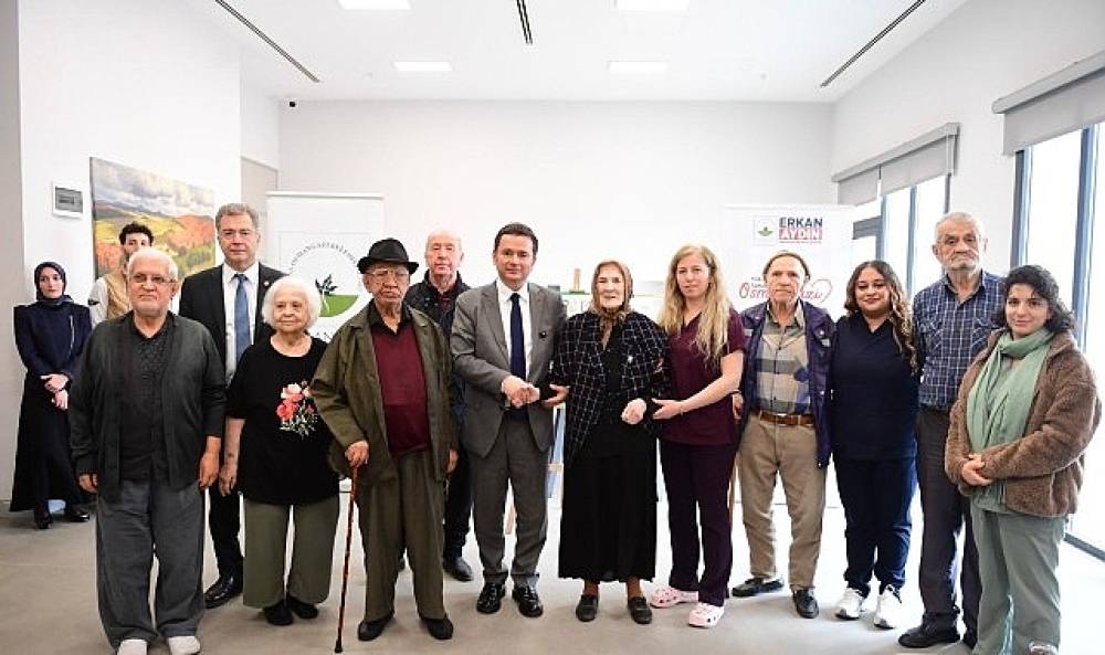 Osmangazi Belediyesi'nden B&uuml;y&uuml;kleri G&ouml;n&uuml;llendiren Anlamlı Buluşma