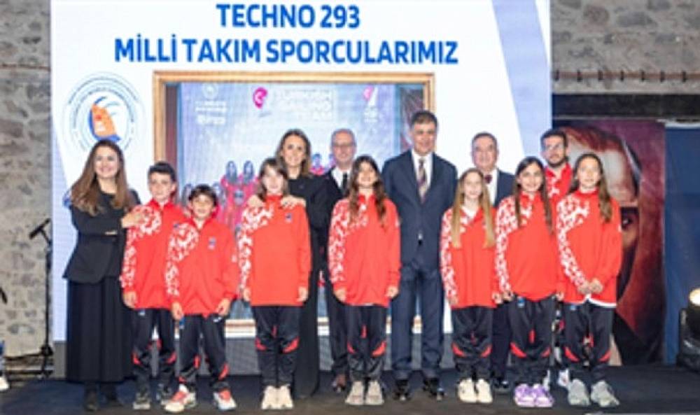 İzmir yelkende d&uuml;nya sahnesinde