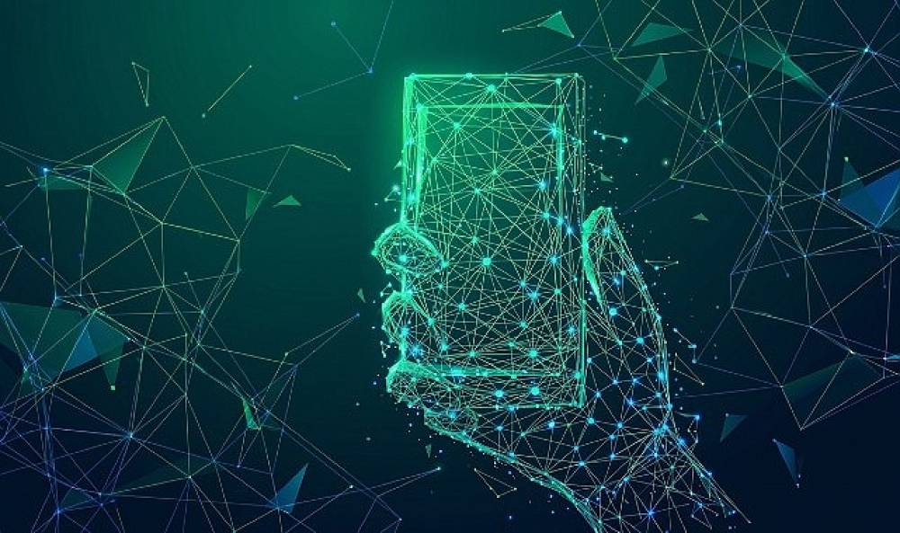 Kaspersky'nin son araştırması g&ouml;steriyor: Kullanıcılar akıllı telefonlarının bakımına bilgisayarlarından daha fazla &ouml;nem veriyor